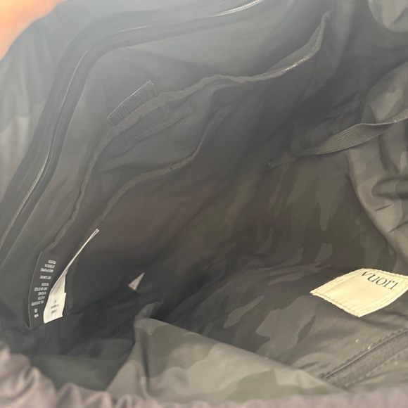 Viouri Backpack - Picture 6 of 9